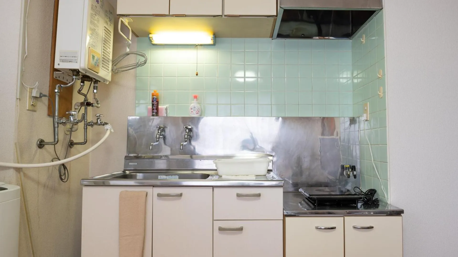 Apartament カプリス豊平公園201号室 Toyohira